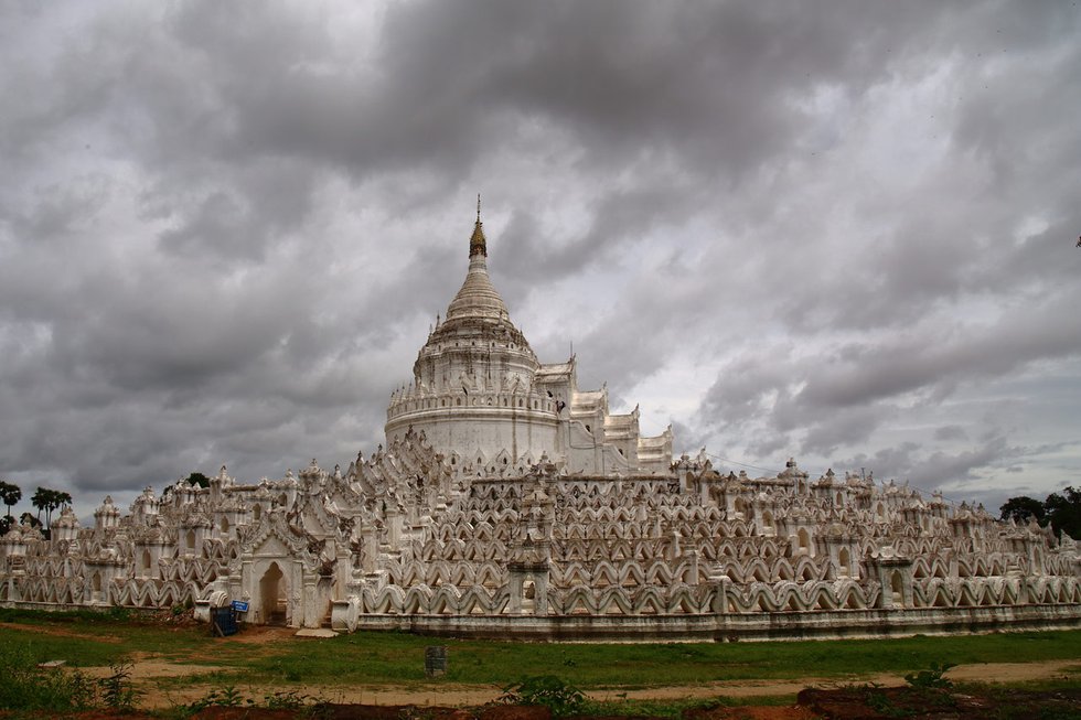 Pearsall_Myanmar_Mingun_Hsinbyume-Pagoda_IMG_7084.jpg