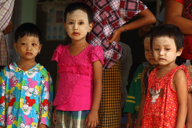 Pearsall_Myanmar_Myaing-Township_Children_IMG_6884.jpg
