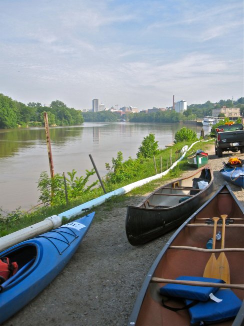 Canoes-ready-for-launch-at-Rockett's-Landing,-tidewater-James-River-east-of-Richmond.JPG