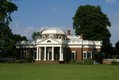 Monticello_in_late_May_sun.jpg